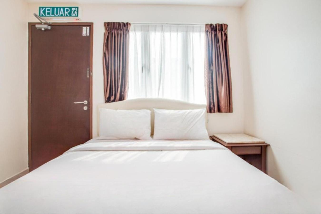 Sam Hotel Sitiawan Exteriér fotografie