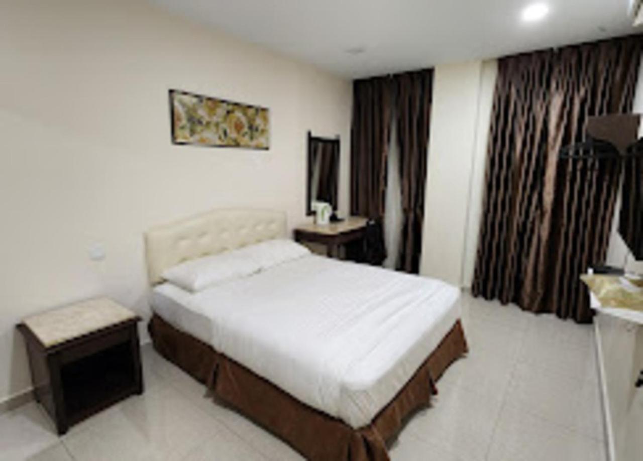 Sam Hotel Sitiawan Exteriér fotografie
