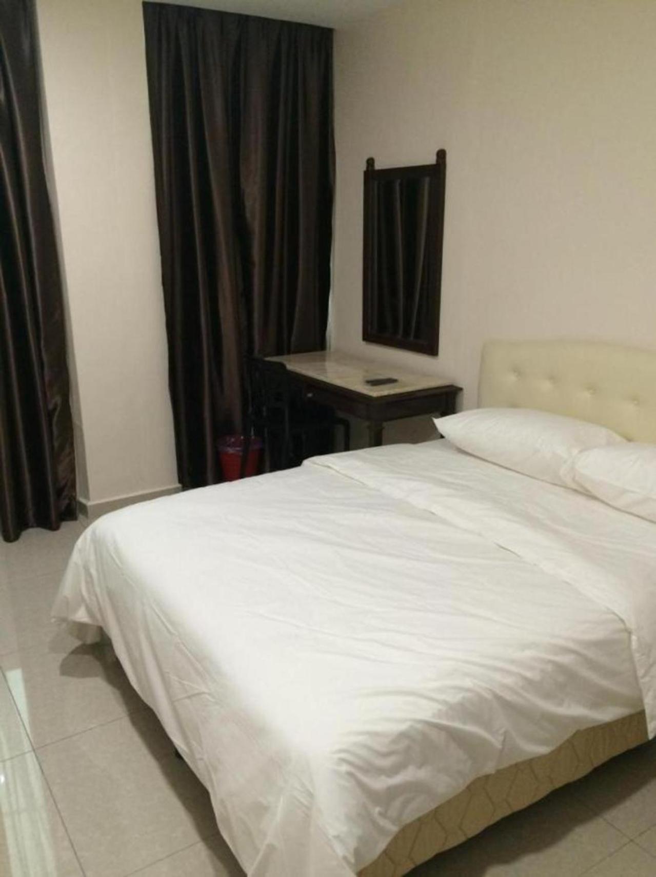 Sam Hotel Sitiawan Exteriér fotografie